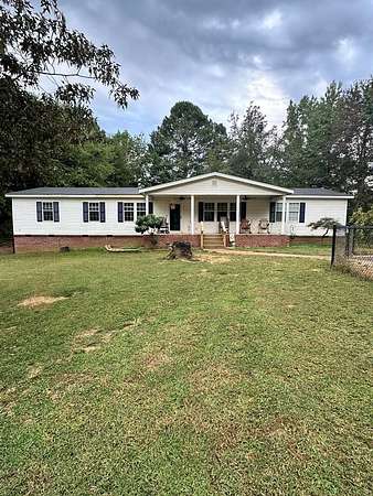 3 Acres of Residential Land with Home for Sale in Dalton, Georgia