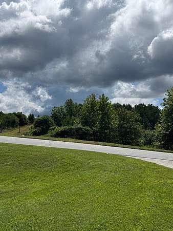 28.7 Acres of Commercial Land for Sale in Ellijay, Georgia