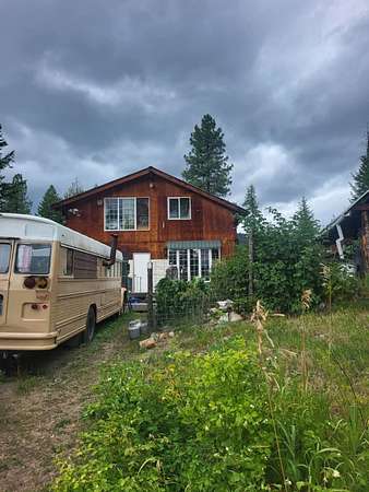 11.4 Acres of Recreational Land with Home for Sale in Kettle Falls, Washington