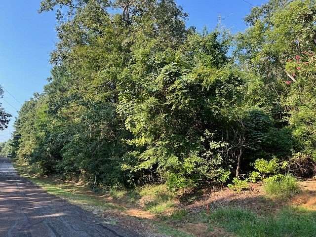 5 Acres of Residential Land for Sale in Nacogdoches, Texas