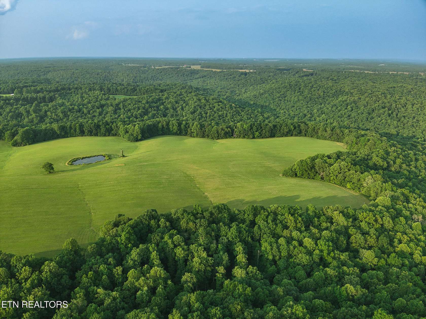 221 Acres of Land for Sale in Crossville, Tennessee