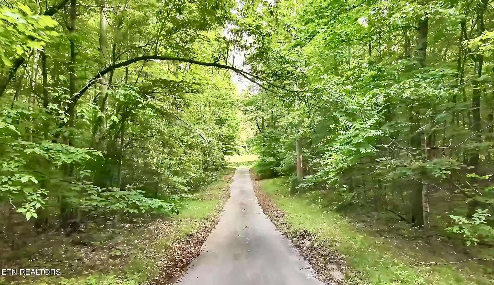 221 Acres of Land for Sale in Crossville, Tennessee