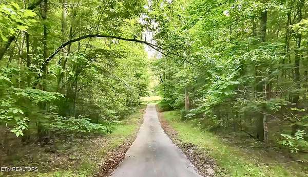 221 Acres of Land for Sale in Crossville, Tennessee