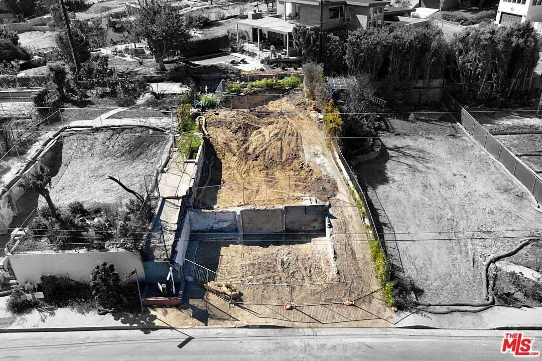 0.12 Acres of Residential Land for Sale in Pacific Palisades, California