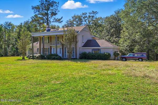 5.3 Acres of Residential Land with Home for Sale in Mendenhall, Mississippi