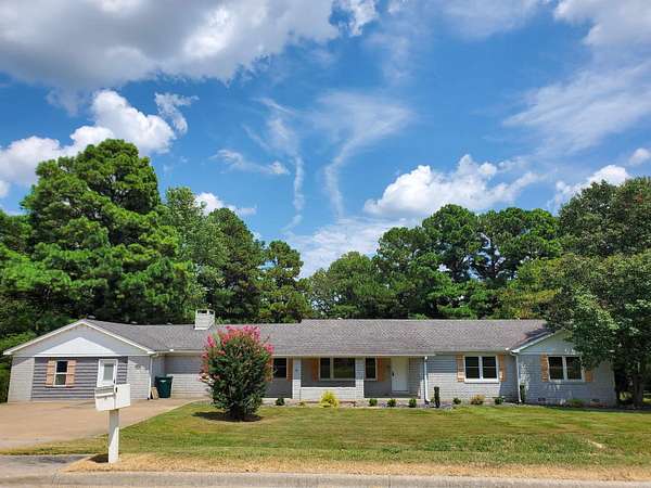 2.46 Acres of Residential Land with Home for Sale in Piggott, Arkansas