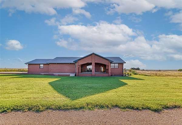 25.8 Acres of Agricultural Land with Home for Sale in Leedey, Oklahoma