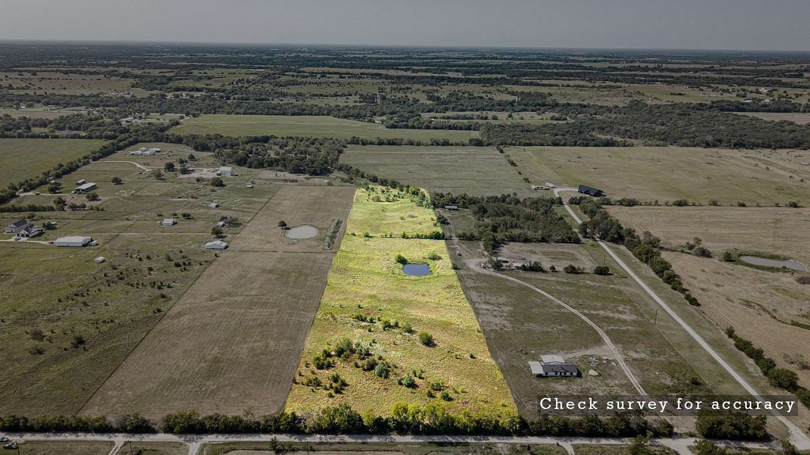 10 Acres of Land for Sale in Wills Point, Texas