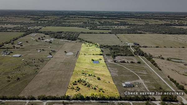 10 Acres of Agricultural Land for Sale in Wills Point, Texas