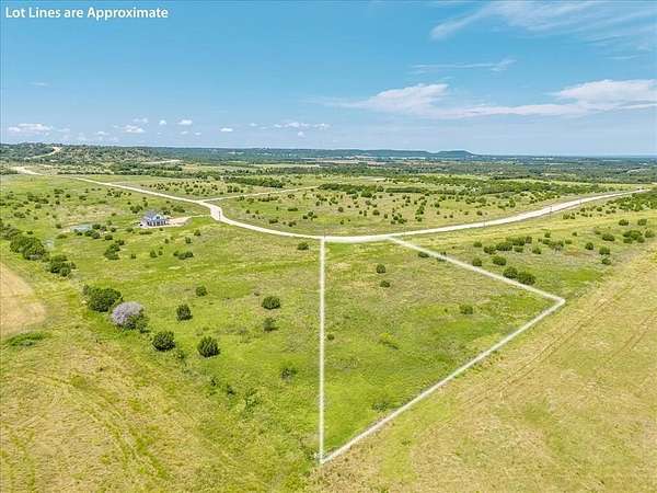 2.5 Acres of Residential Land for Sale in Glen Rose, Texas