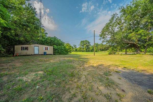 1 Acre of Land for Sale in Van, Texas