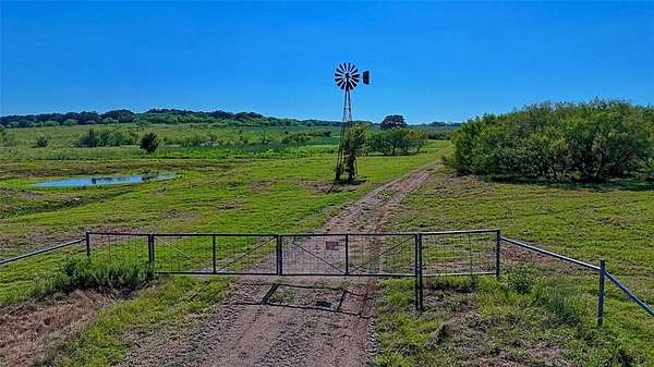 456 Acres of Land for Sale in Bowie, Texas