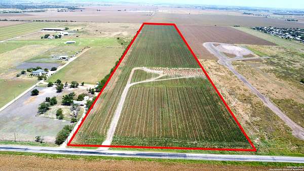 48 Acres of Land for Sale in Seguin, Texas