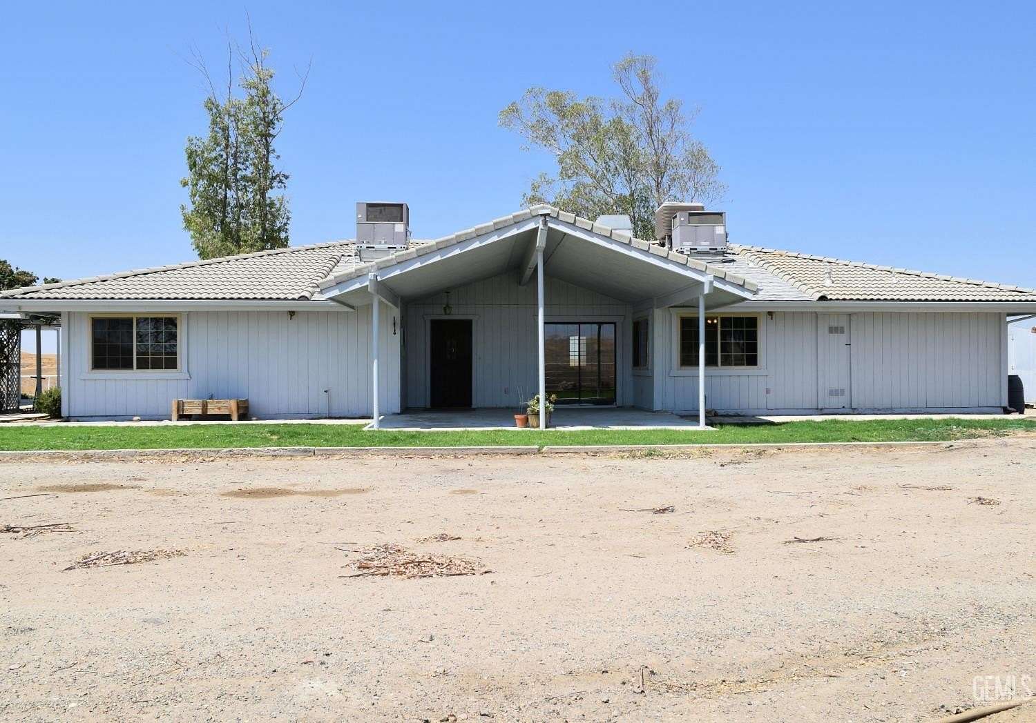 20.8 Acres of Land with Home for Sale in Bakersfield, California