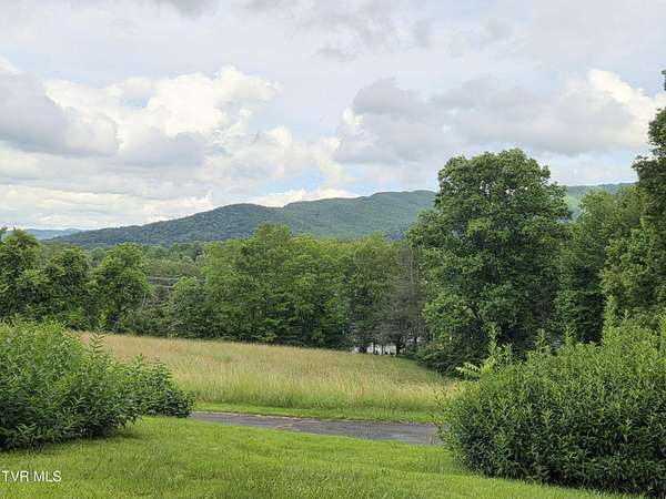 1.5 Acres of Residential Land for Sale in Johnson City, Tennessee