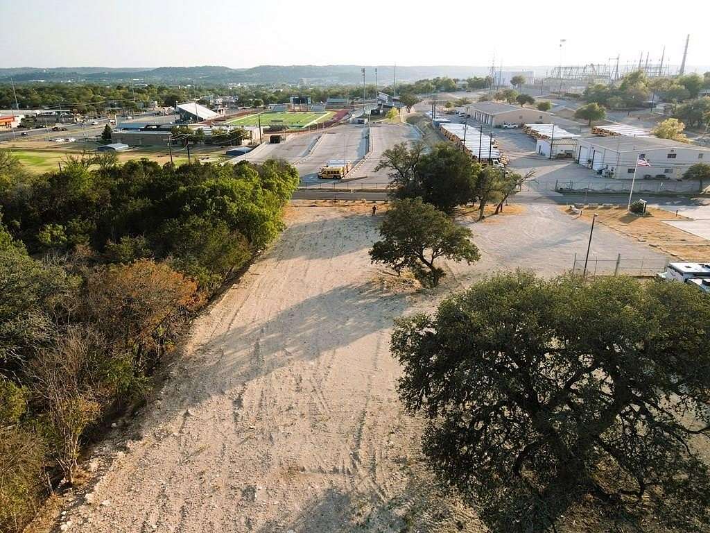 0.75 Acres of Commercial Land for Sale in Kerrville, Texas