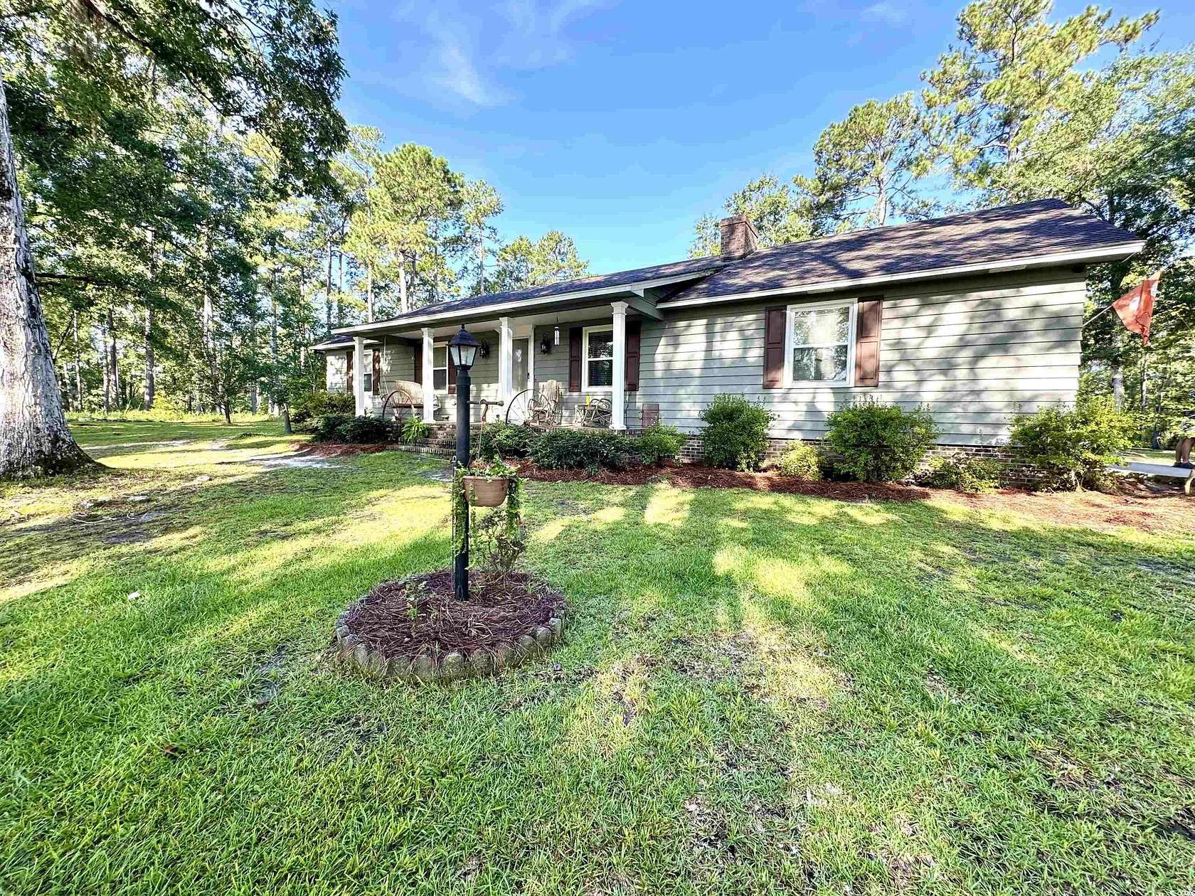 1.8 Acres of Residential Land with Home for Sale in Andrews, South Carolina