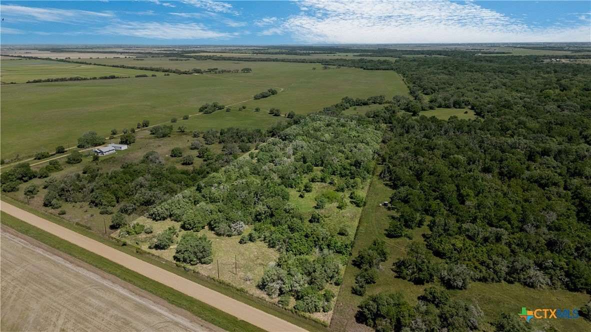 6 Acres of Residential Land for Sale in El Campo, Texas