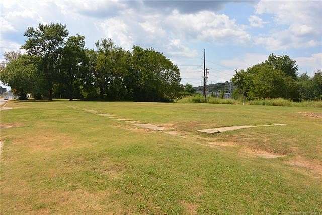 0.65 Acres of Commercial Land for Sale in Henryetta, Oklahoma