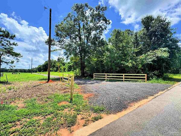 10 Acres of Agricultural Land for Sale in Jay, Florida