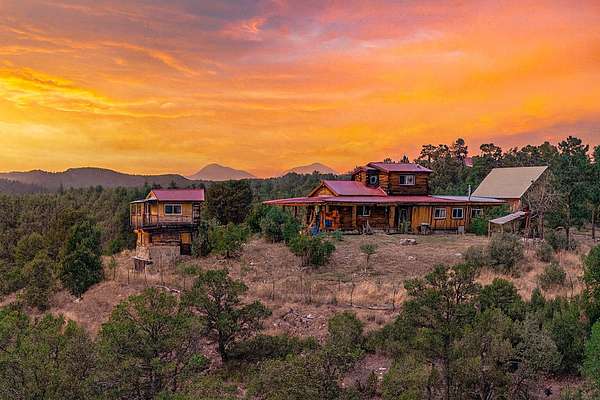 40 Acres of Land with Home for Sale in Trinidad, Colorado