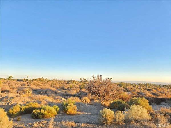 5.67 Acres of Land for Sale in Phelan, California
