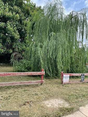 0.02 Acres of Land for Sale in Philadelphia, Pennsylvania