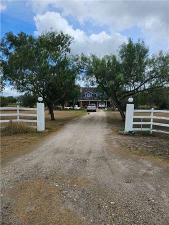 3 Acres of Residential Land with Home for Sale in Orange Grove, Texas