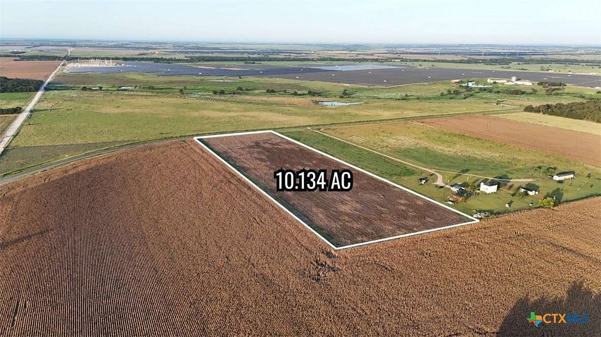 10.1 Acres of Land for Sale in Rogers, Texas