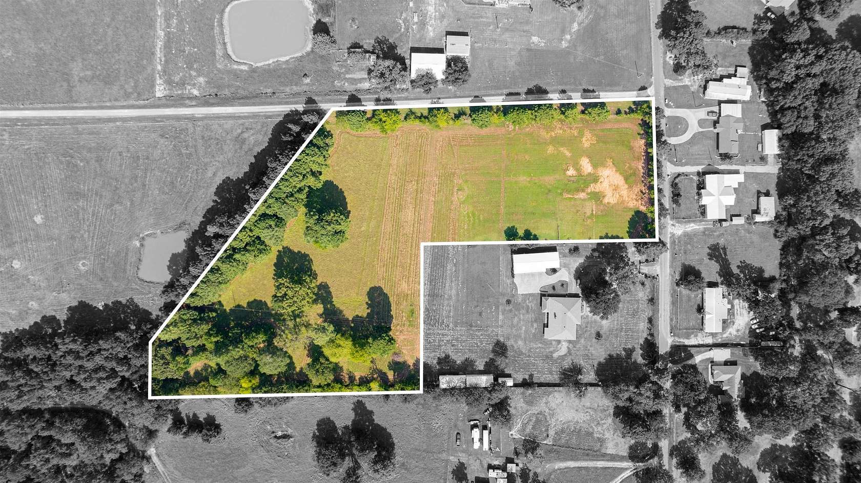 6.22 Acres of Land for Sale in Gladewater, Texas