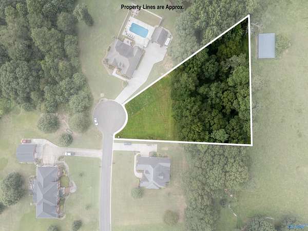1 Acre of Residential Land for Sale in Albertville, Alabama