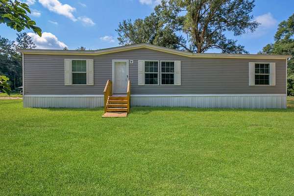 1.64 Acres of Residential Land with Home for Sale in Havana, Florida