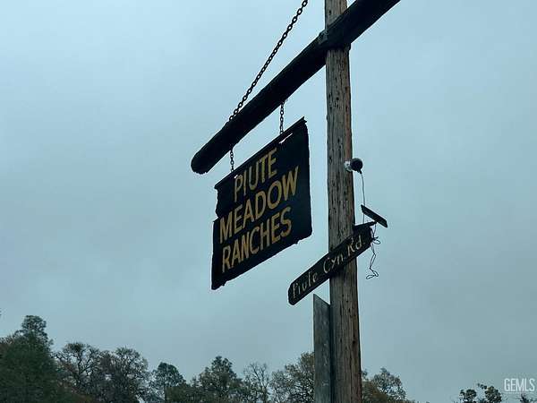 21.5 Acres of Recreational Land for Sale in Caliente, California