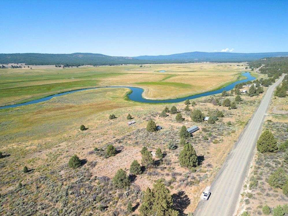 1 Acre of Land for Sale in Chiloquin, Oregon