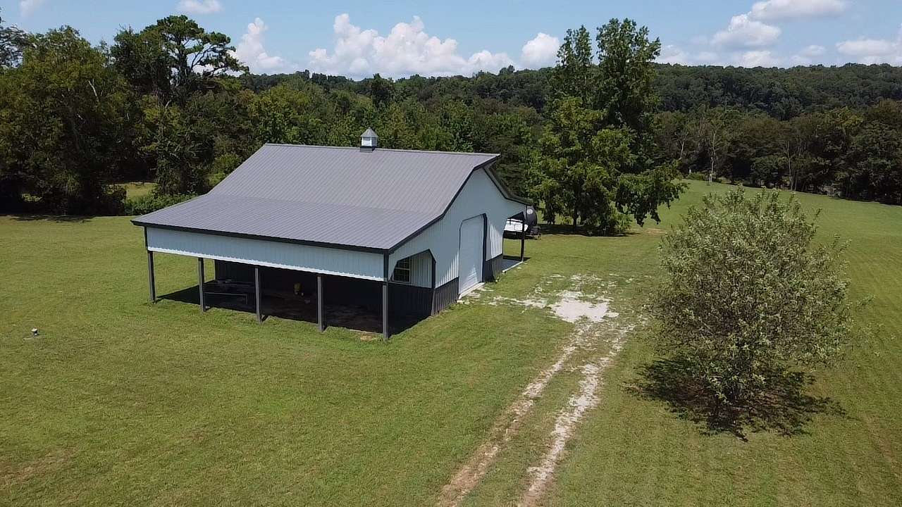 7 Acres of Land for Sale in Waynesboro, Tennessee