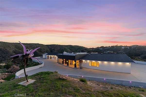 31.3 Acres of Land with Home for Lease in Bell Canyon, California