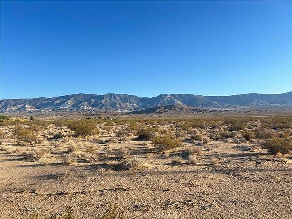 9 Acres of Land for Sale in Lucerne Valley, California