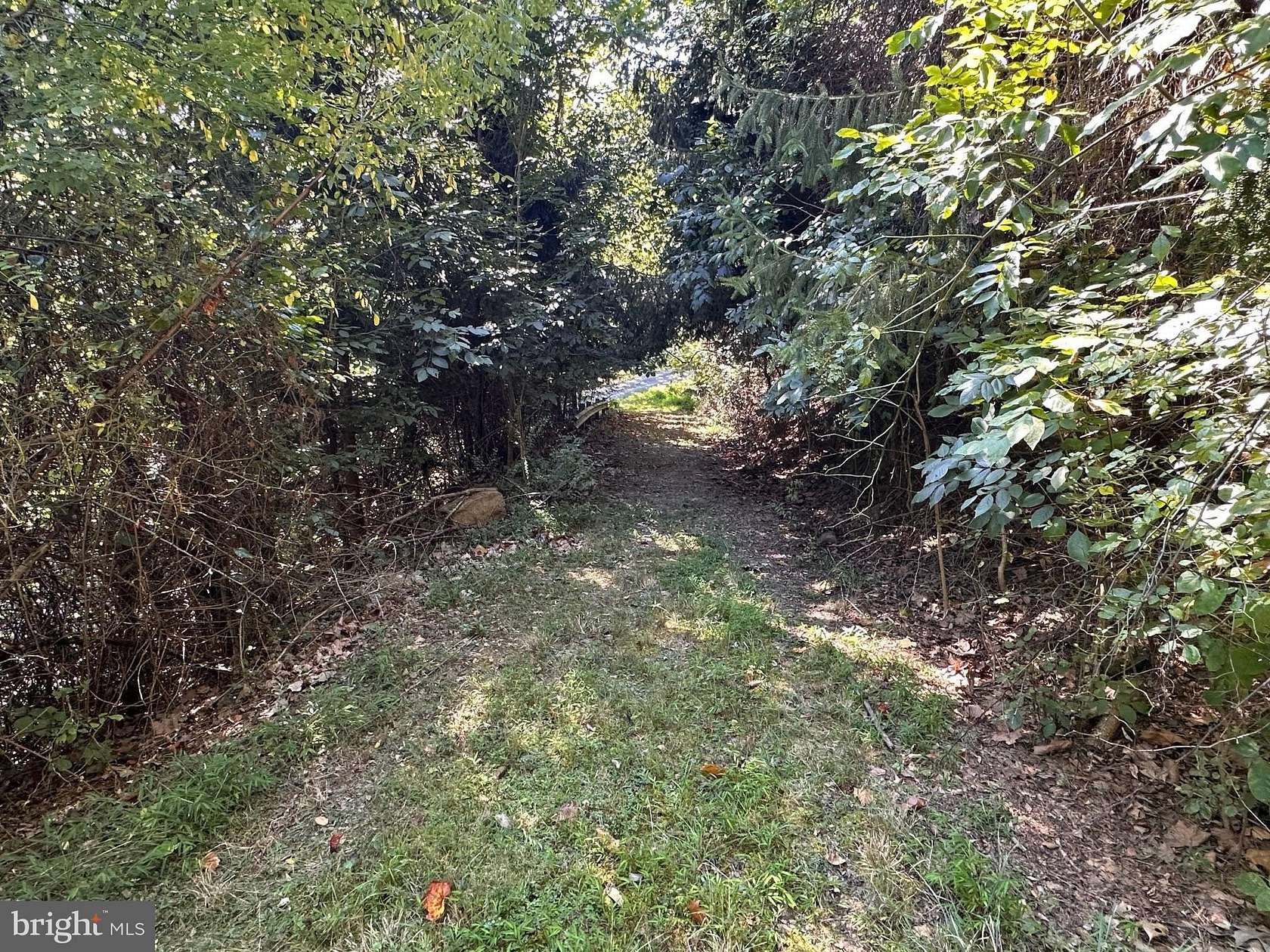 1.12 Acres of Residential Land for Sale in Berkeley Springs, West Virginia