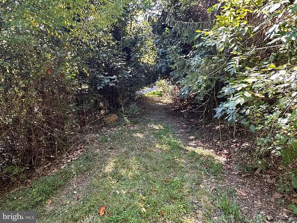 1.12 Acres of Residential Land for Sale in Berkeley Springs, West Virginia