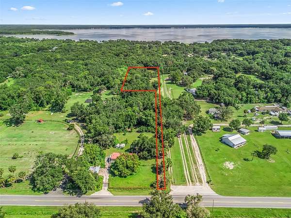 3 Acres of Residential Land for Sale in Weirsdale, Florida