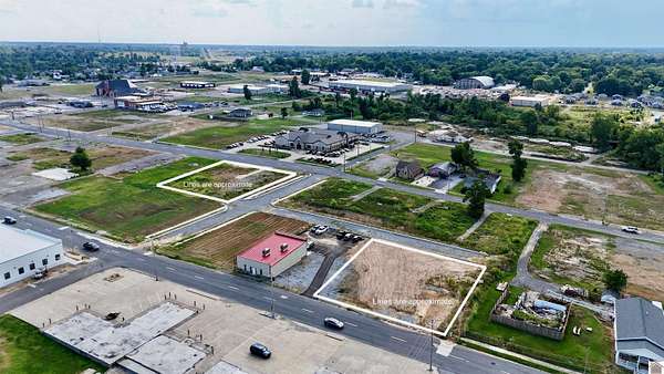 0.6 Acres of Commercial Land for Sale in Mayfield, Kentucky