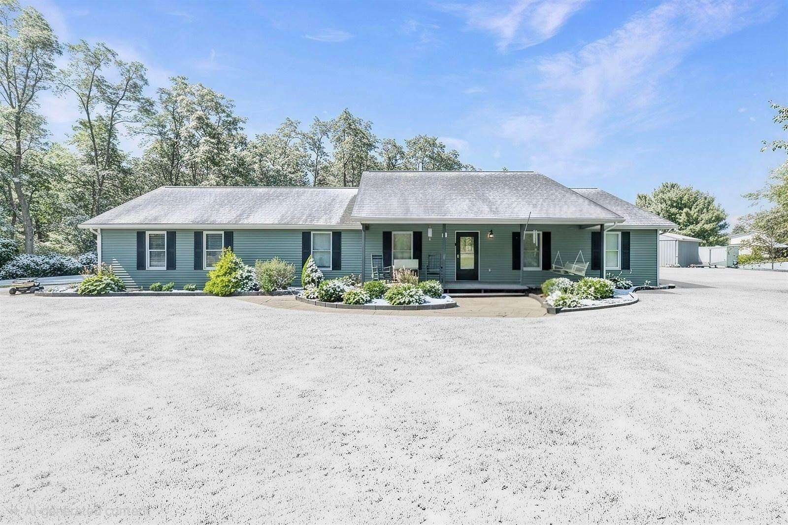 3 Acres of Residential Land with Home for Sale in Centerburg, Ohio