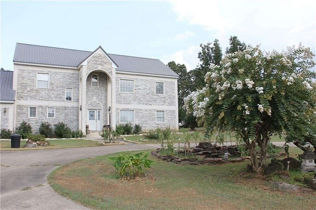 2 Acres of Residential Land with Home for Sale in Russellville, Arkansas