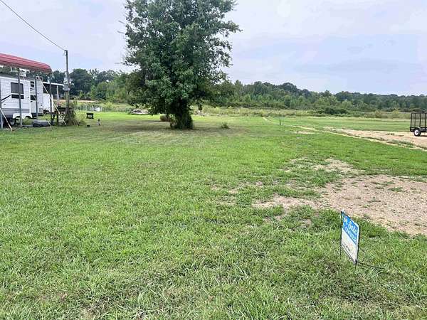 0.18 Acres of Land for Sale in Savannah, Tennessee