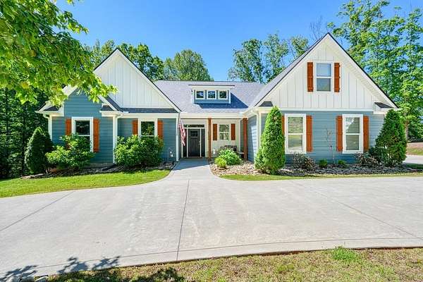 2.32 Acres of Residential Land with Home for Sale in Greer, South Carolina