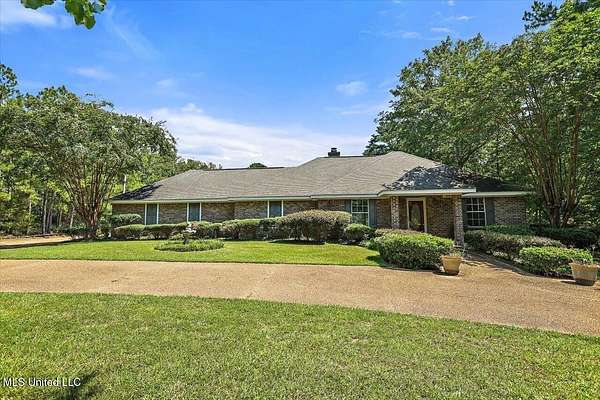 1.85 Acres of Residential Land with Home for Sale in Brandon, Mississippi