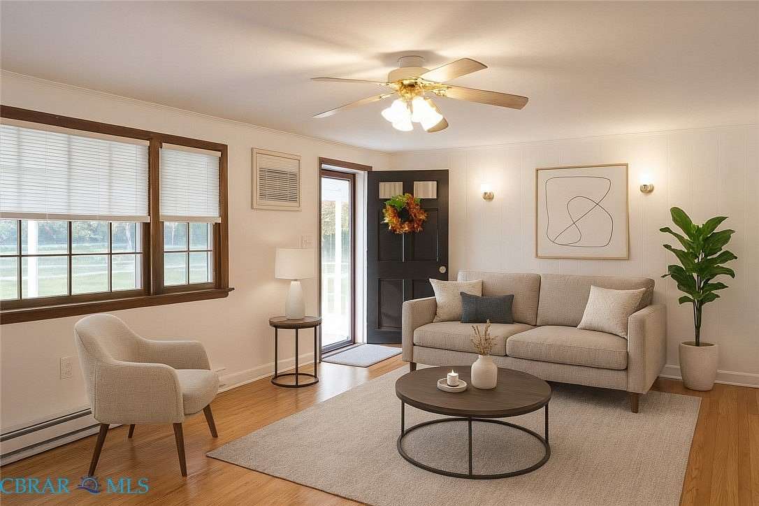 2.88 Acres of Residential Land with Home for Sale in Middlesex, Virginia