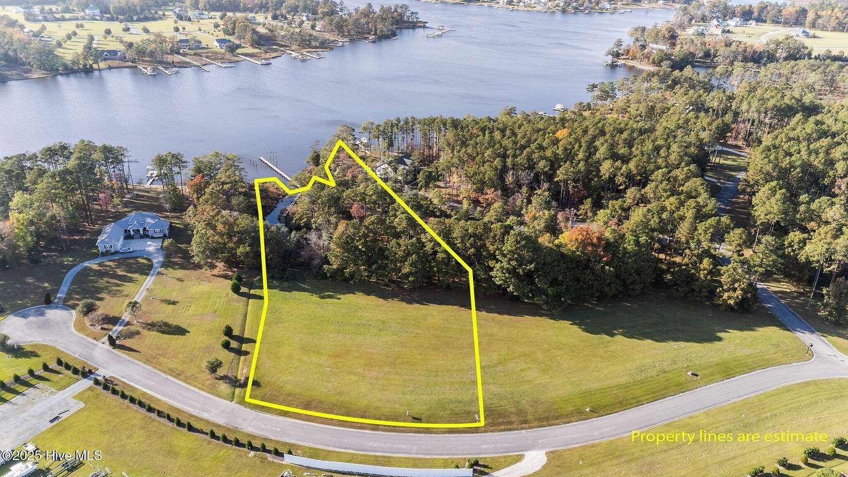 3.48 Acres of Residential Land for Sale in Oriental, North Carolina