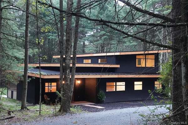 5.37 Acres of Residential Land with Home for Sale in Jeffersonville, New York