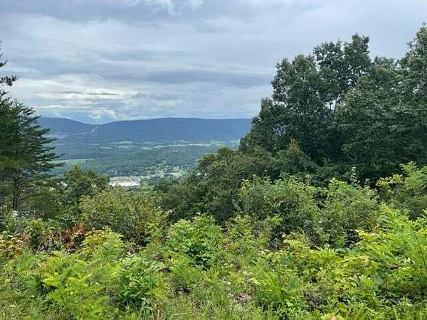 48 Acres of Recreational Land for Sale in Pikeville, Tennessee